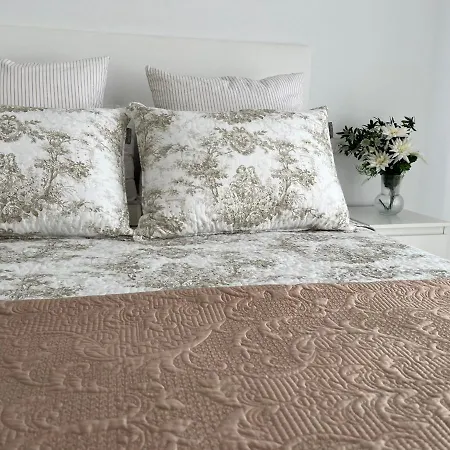 Hotel La Casa De Silvia *