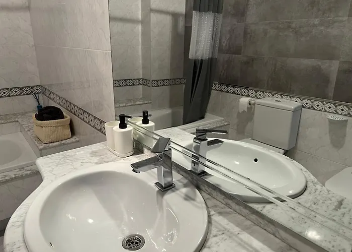 La Casa De Silvia מלון *